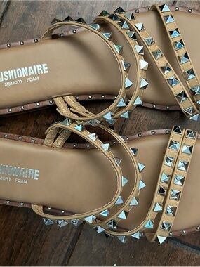 Cushionaire Studded Gladiator Sandals | Tan | Size 8.5